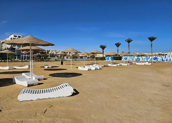Free - Pool View With Wi-fi, Smart Tv, 3 Pools - Florenza Khamsin *