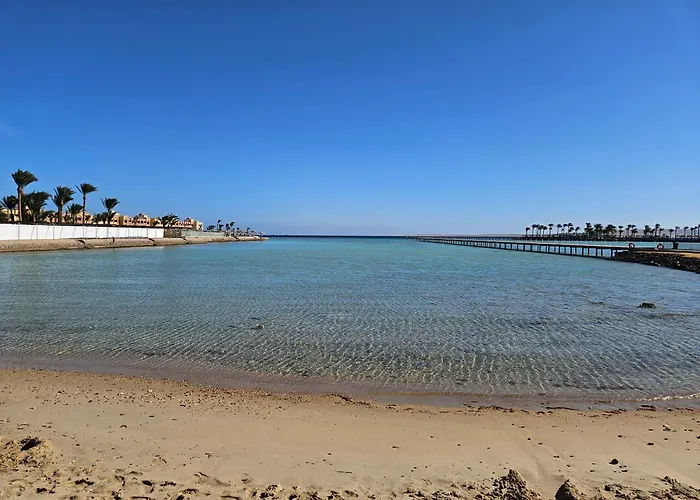 Apartment Free - Pool View With Wi-fi, Smart Tv, 3 Pools - Florenza Khamsin Hurghada