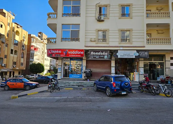 Free - Pool View With Wi-fi, Smart Tv, 3 Pools - Florenza Khamsin Apartment *
